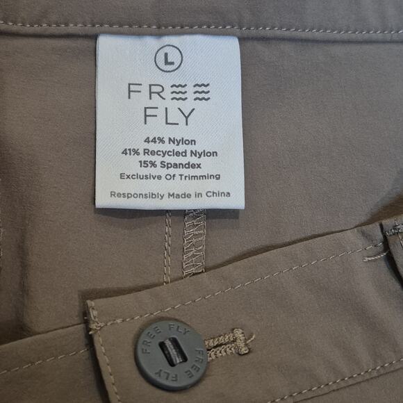 FREE FLY Latitude Shorts Mens Large Chino Tobacco Brown Stretch Fishing Everyday - Picture 4 of 8